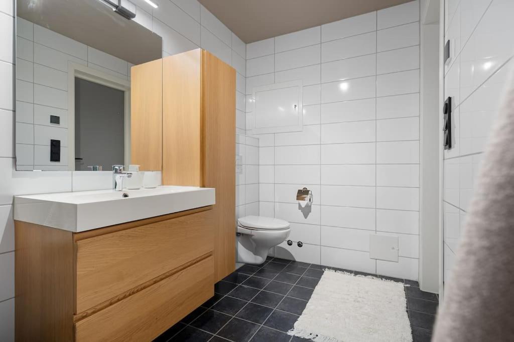 Aurora Luxury Apartment Тромсьо Екстериор снимка