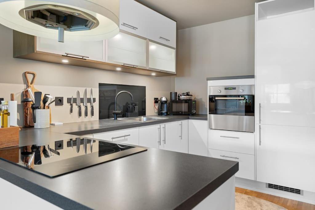 Aurora Luxury Apartment Тромсьо Екстериор снимка
